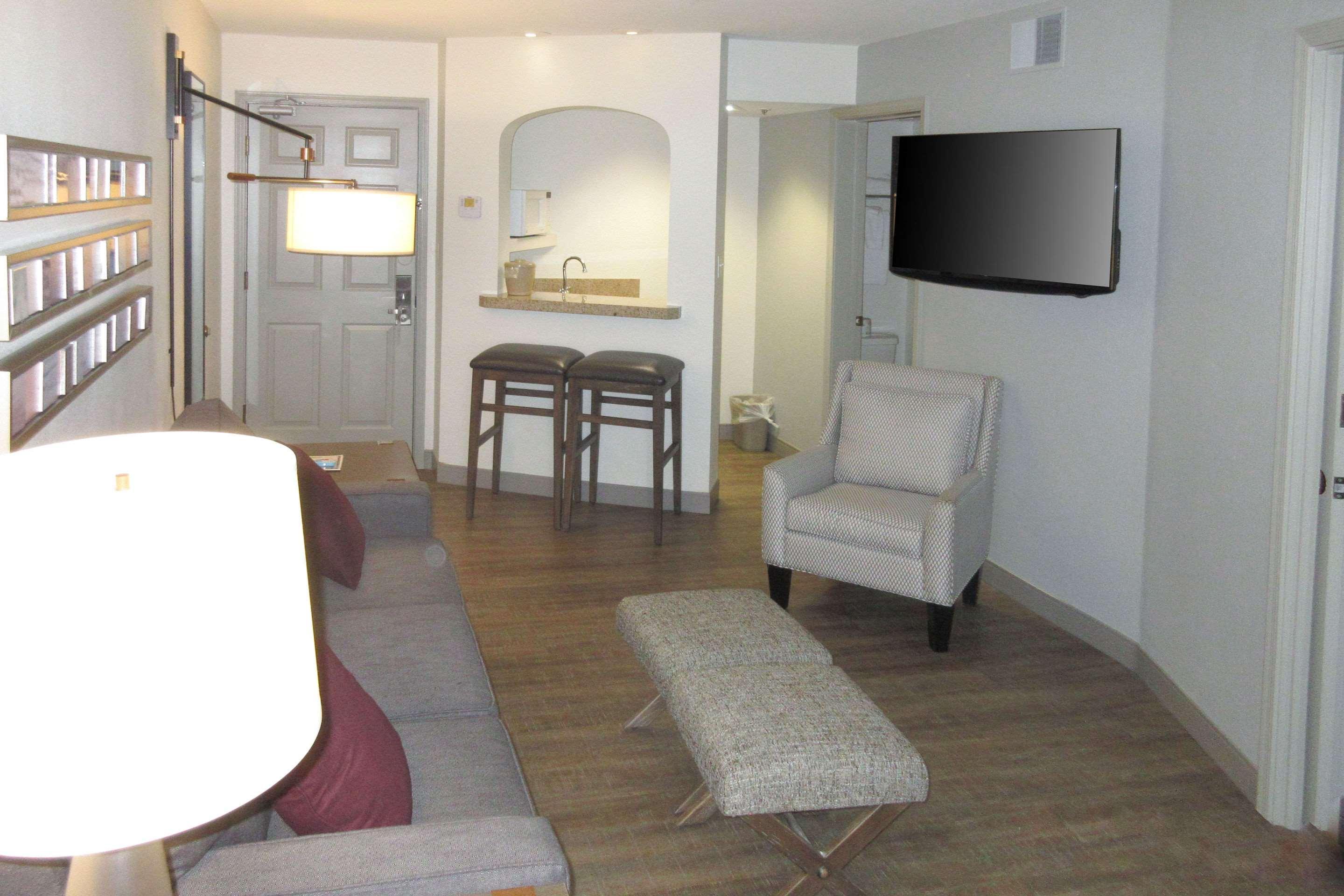 Windmill Suites Surprise - Phoenix, Ascend Hotel Collection Екстер'єр фото