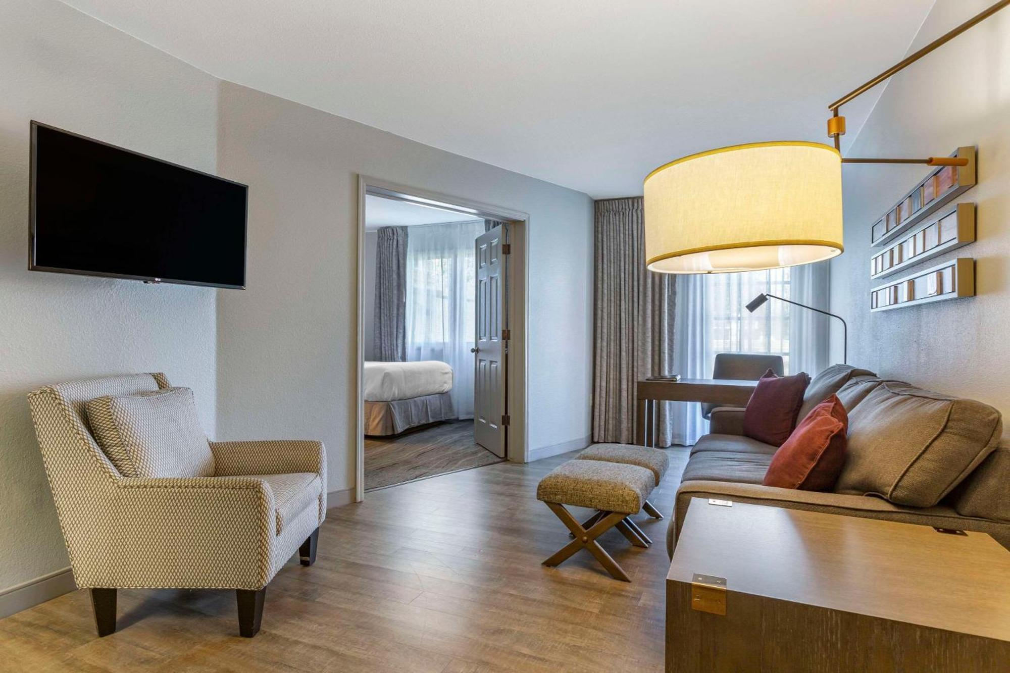 Windmill Suites Surprise - Phoenix, Ascend Hotel Collection Екстер'єр фото