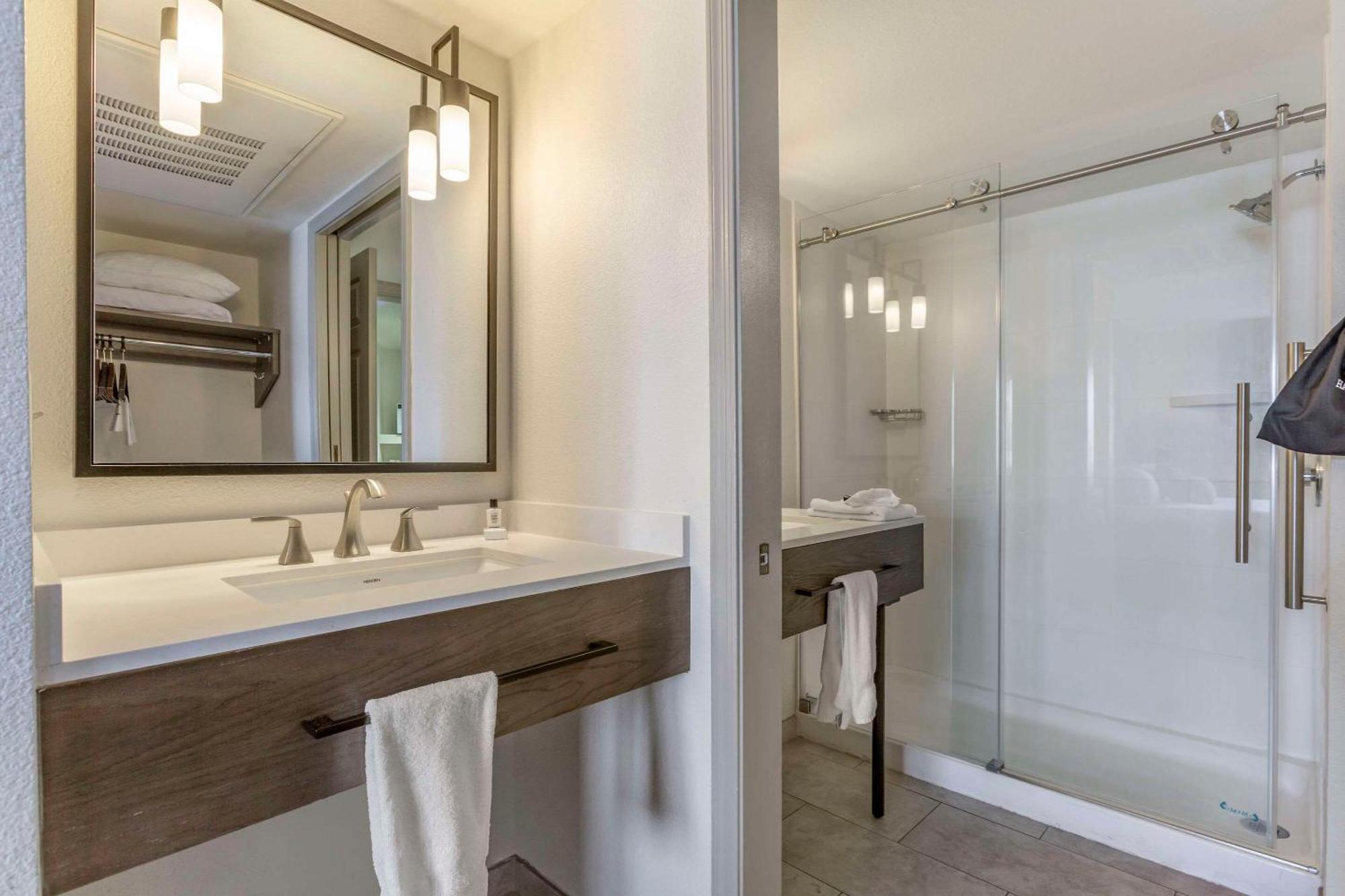 Windmill Suites Surprise - Phoenix, Ascend Hotel Collection Екстер'єр фото