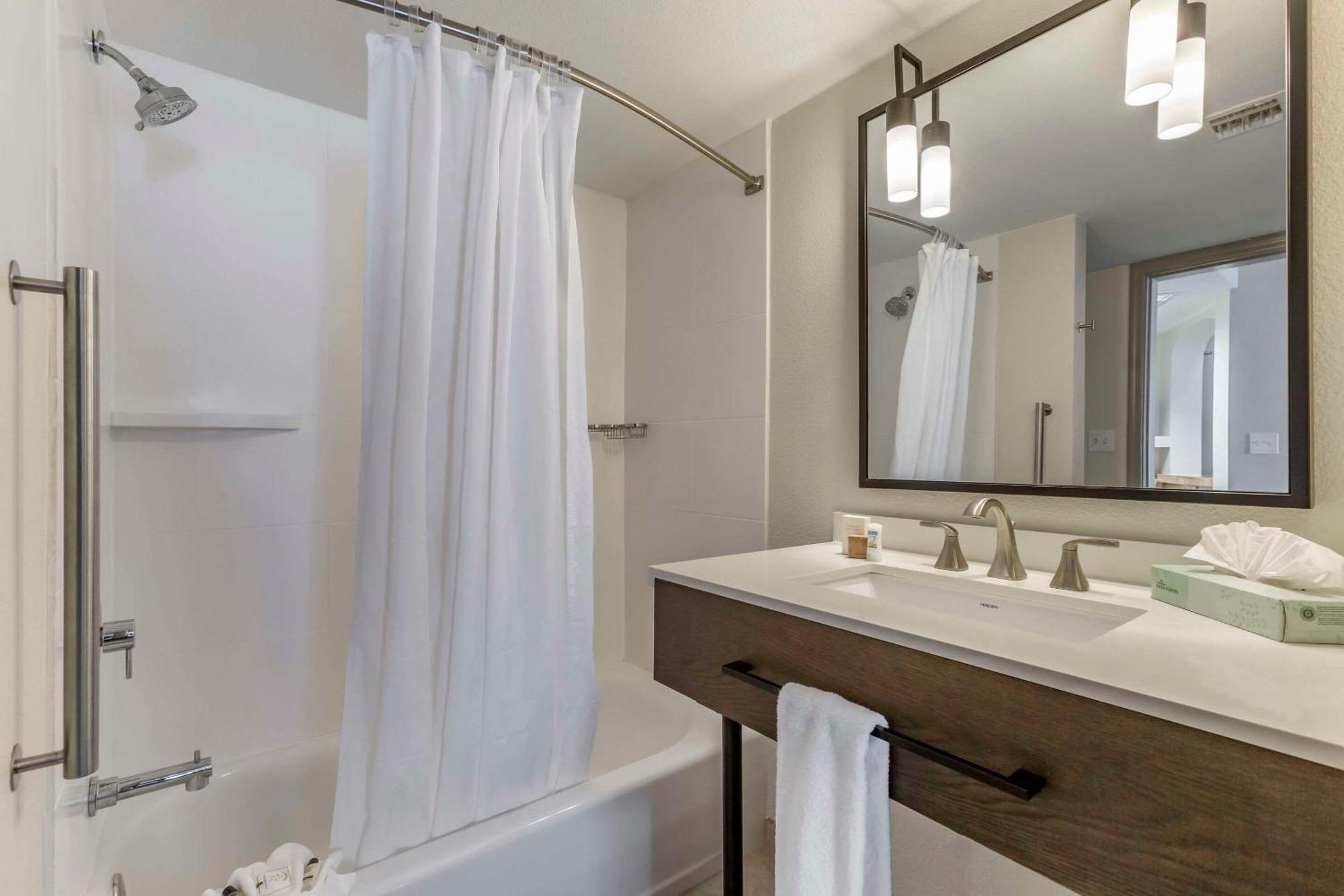 Windmill Suites Surprise - Phoenix, Ascend Hotel Collection Екстер'єр фото